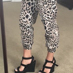 Animal print light pants
